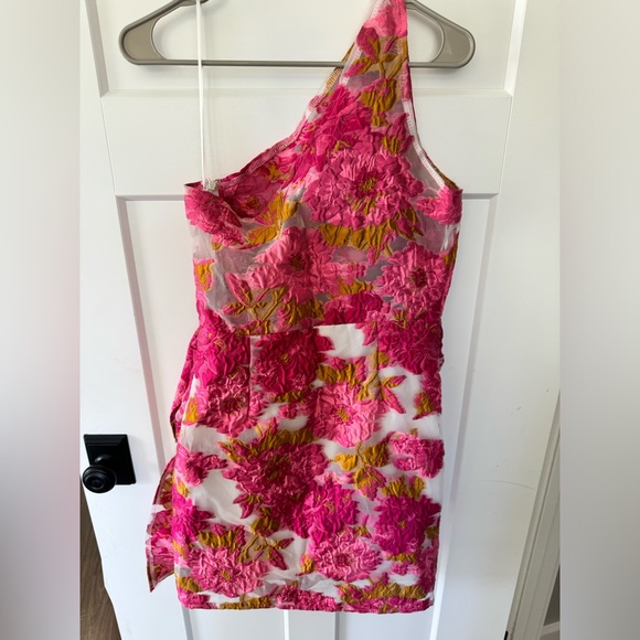 Brand new showpo pink and gold formal dance mini dress - Picture 5 of 5